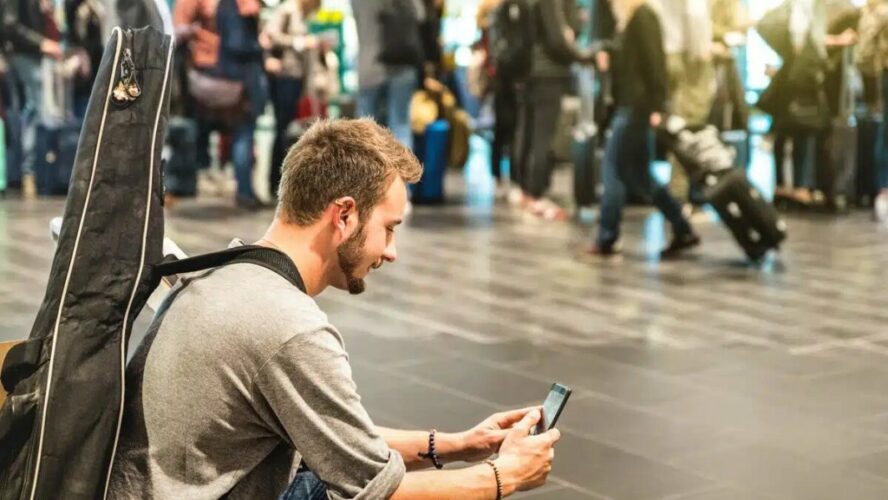 Comment voyager en avion avec une guitare ?