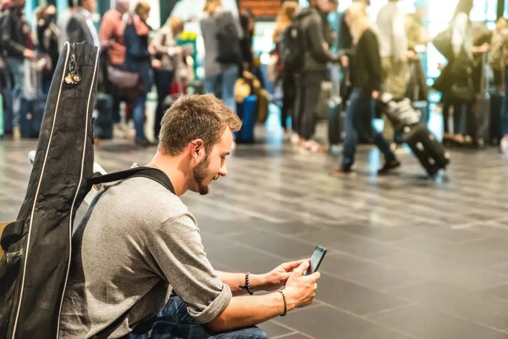 Comment voyager en avion avec une guitare ?